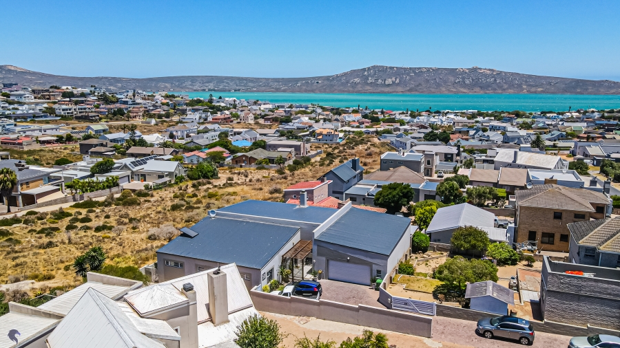 5 Bedroom Property for Sale in Myburgh Park Western Cape